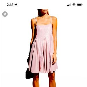 Fun pink cocktail dress !
